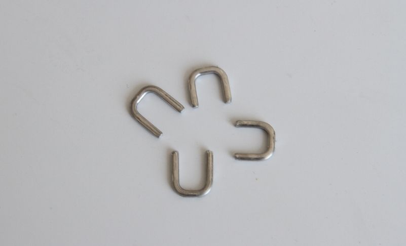 What Are The Advantages And Disadvantages Of Buckles?